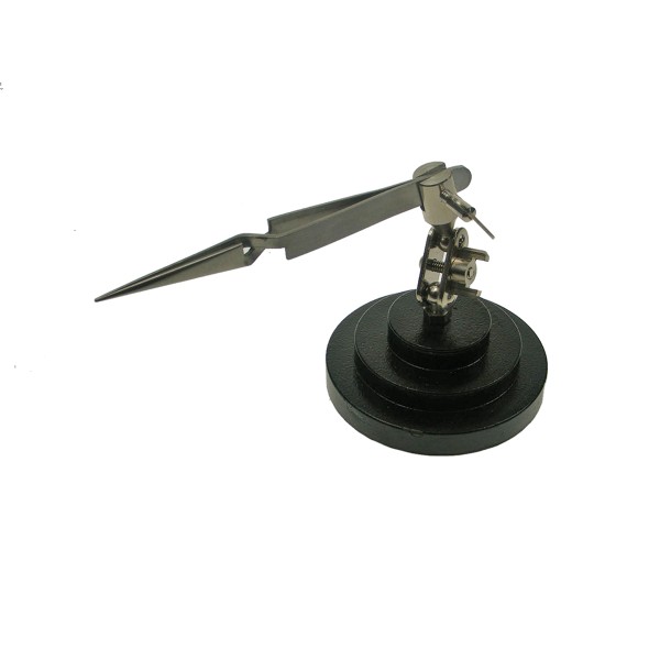 derde-hand-met-kruispincet