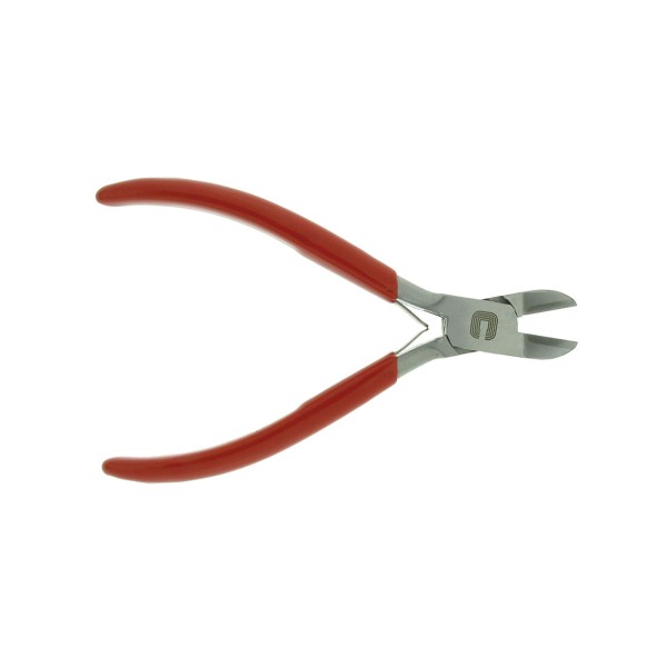 geisoleerde-zijkniptang-tungsten-drijfhout